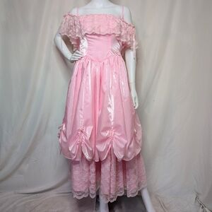 Vintage 70s Pink Iridescent Taffeta & Lace Off Shoulder Ball Gown Fairy Princess